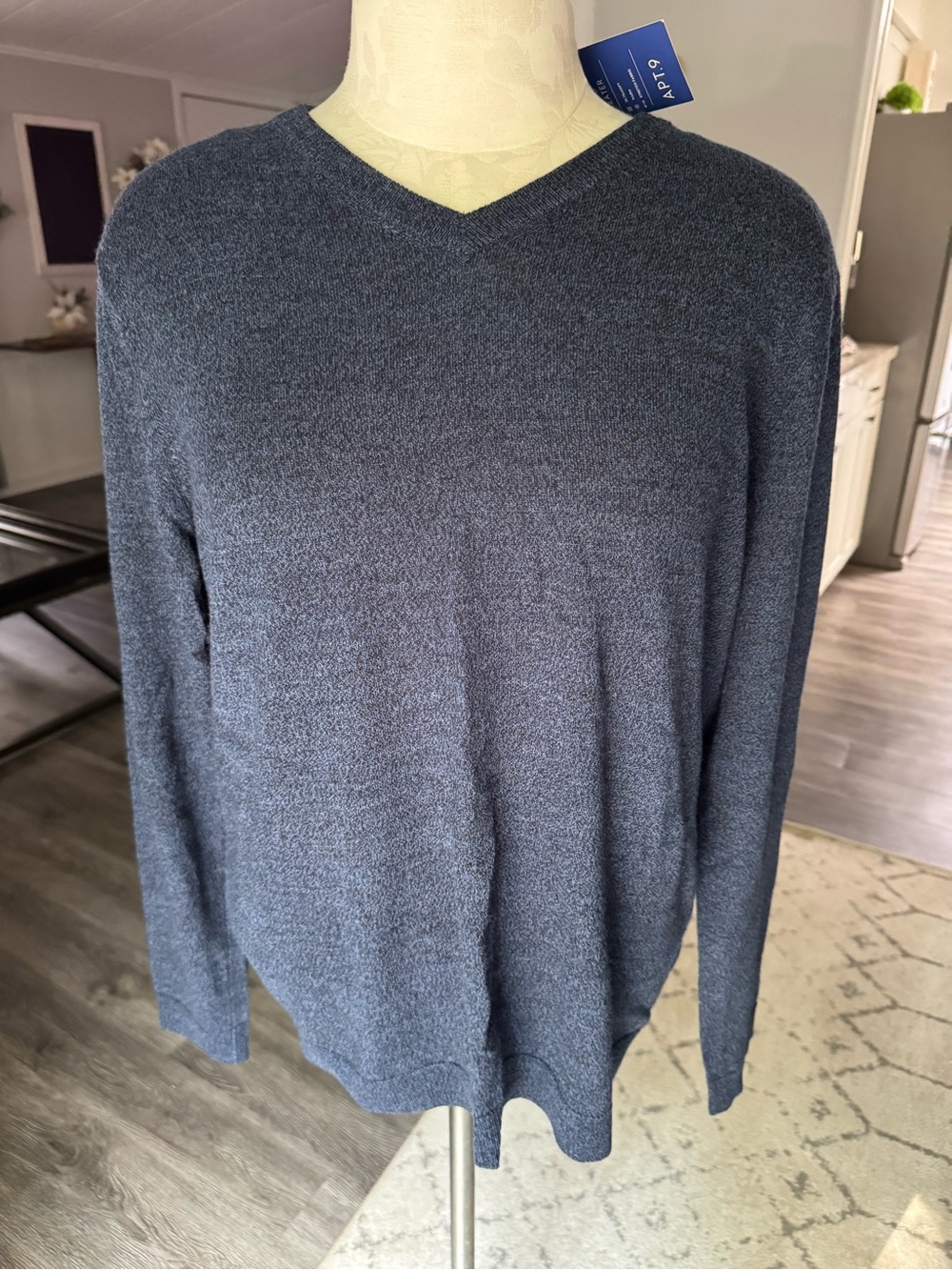 Men's APT.9 Merino Wool Blend Blue V-Neck Sweater